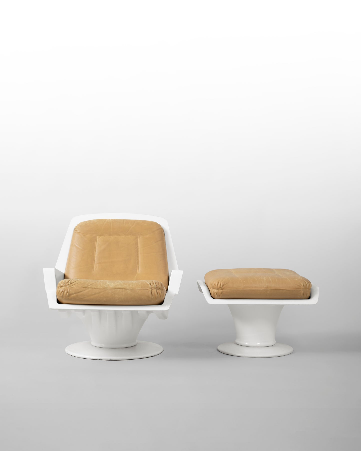 FAUTEUIL & OTTOMAN "NIKE", RICHARD NEAGLE, 1967