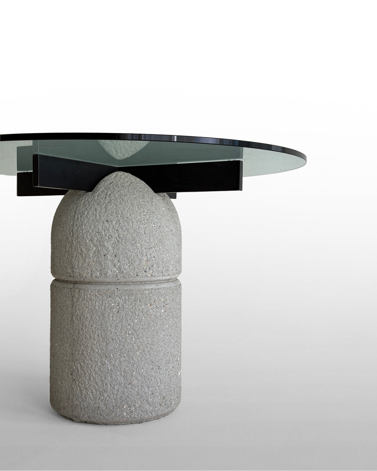 TABLE PARACARRO PAR GIOVANNI OFFREDI, SAPORITI, ITALIE 1970