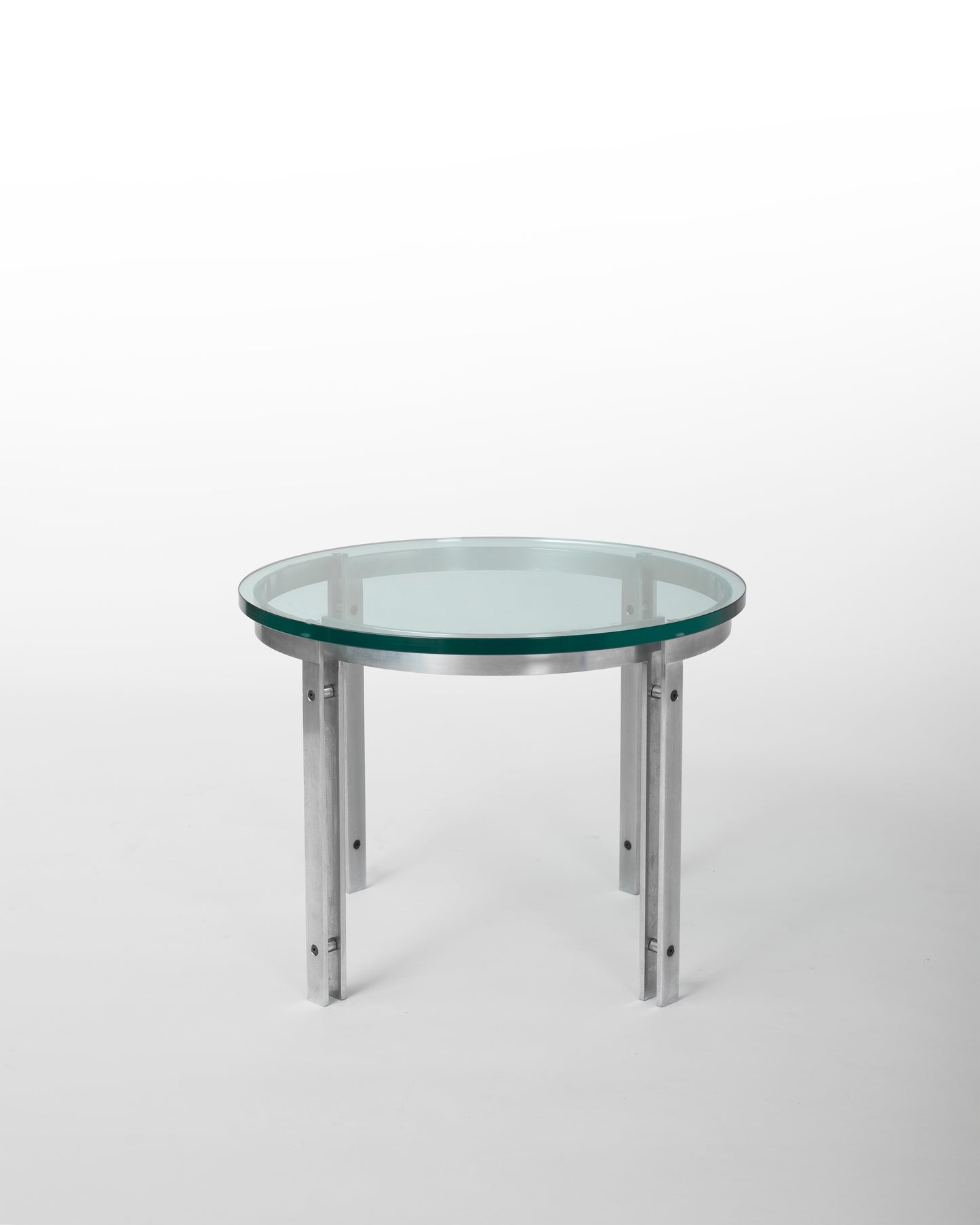M1 Hank Kwint – Table d'appoint ronde vintage en verre et métal, éditée par Metaform. Design iconique des années 1980