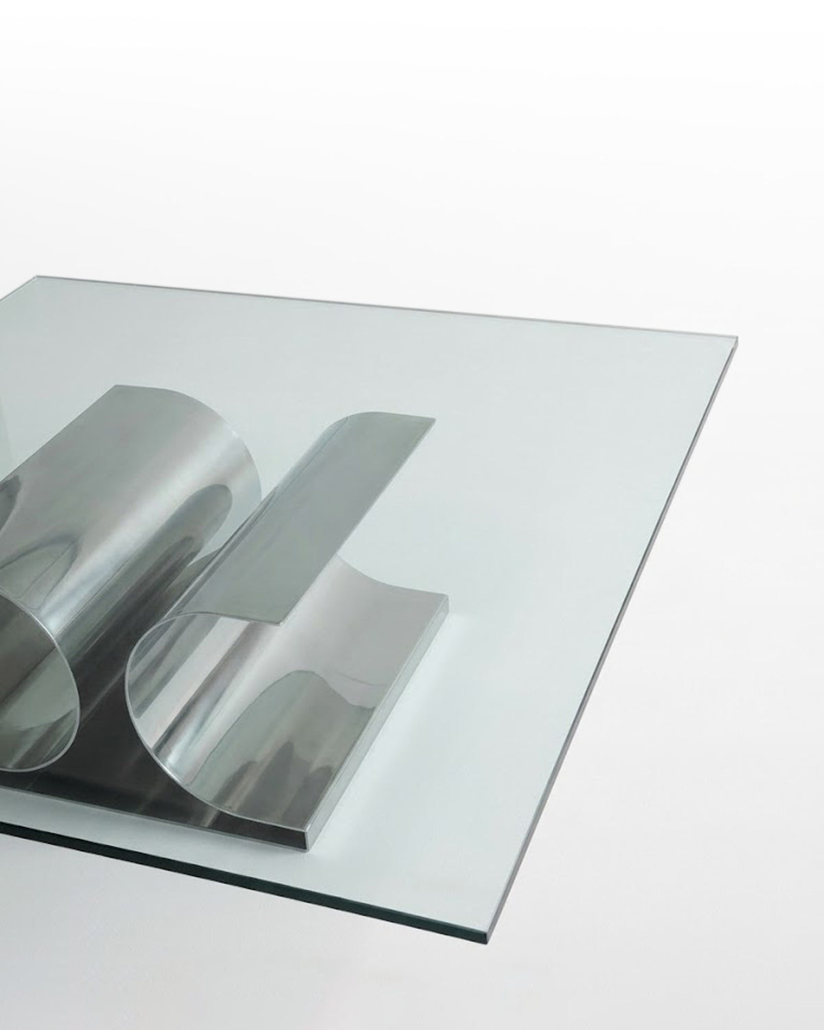 MICHEL BOYER, TABLE BASSE "X" PAR UGINOX, 1968