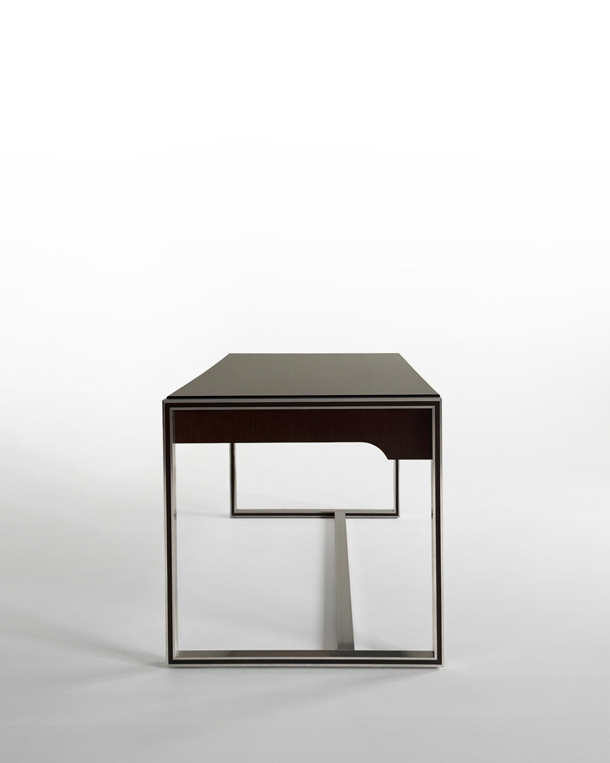 BUREAU DE DIRECTION PAR CLAUDE GAILLARD & HENRI LESETRE POUR LIGNE ROSET, 1970