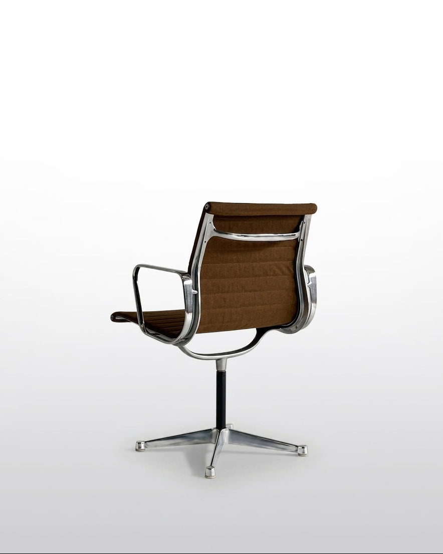 FAUTEUIL EA 107, CHARLES & RAY EAMES, HERMAN MILLER, USA 1970