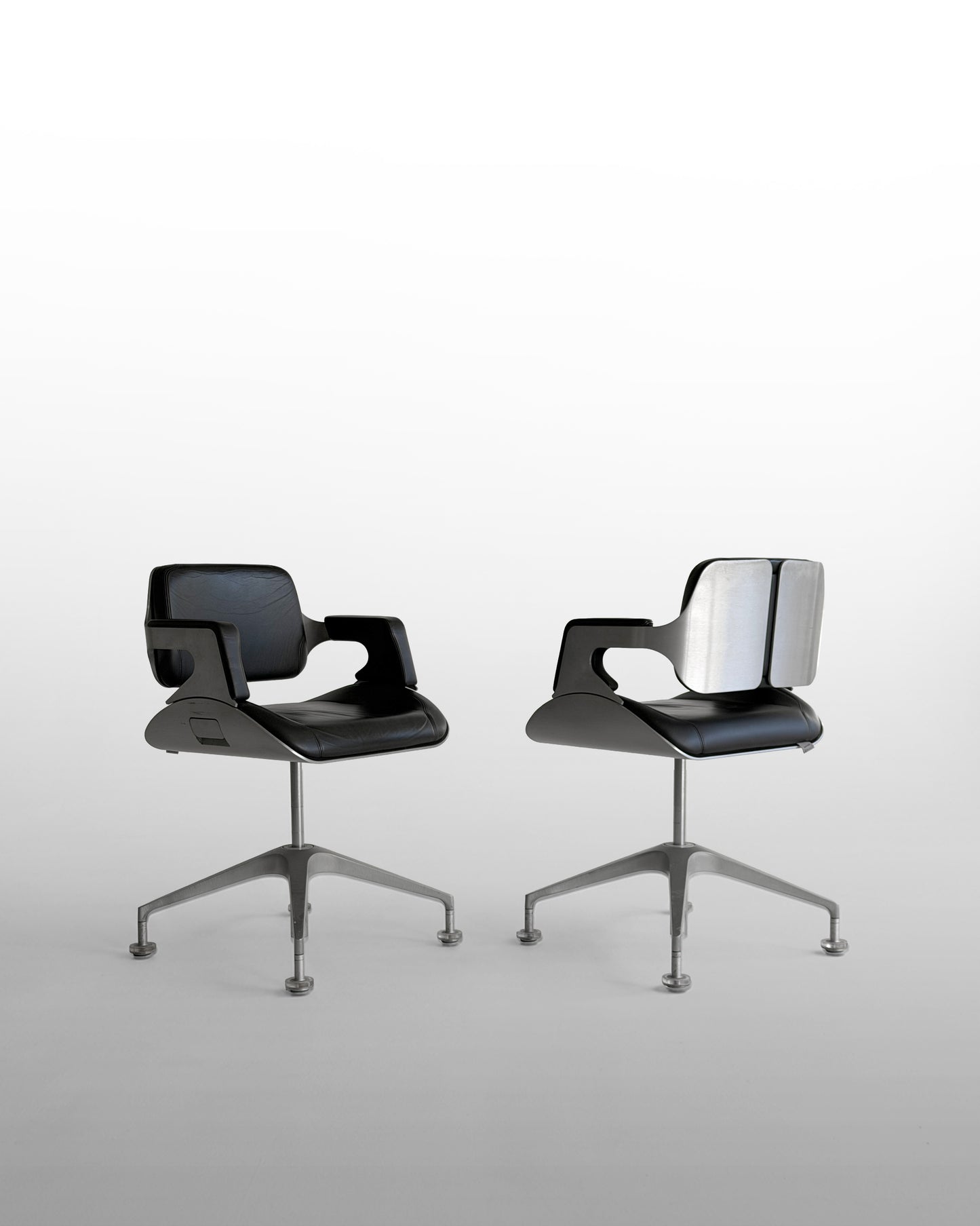 FAUTEUIL DE CONFÉRENCE SILVER PAR HADI TEHERANI POUR INTERSTUHL, 2000