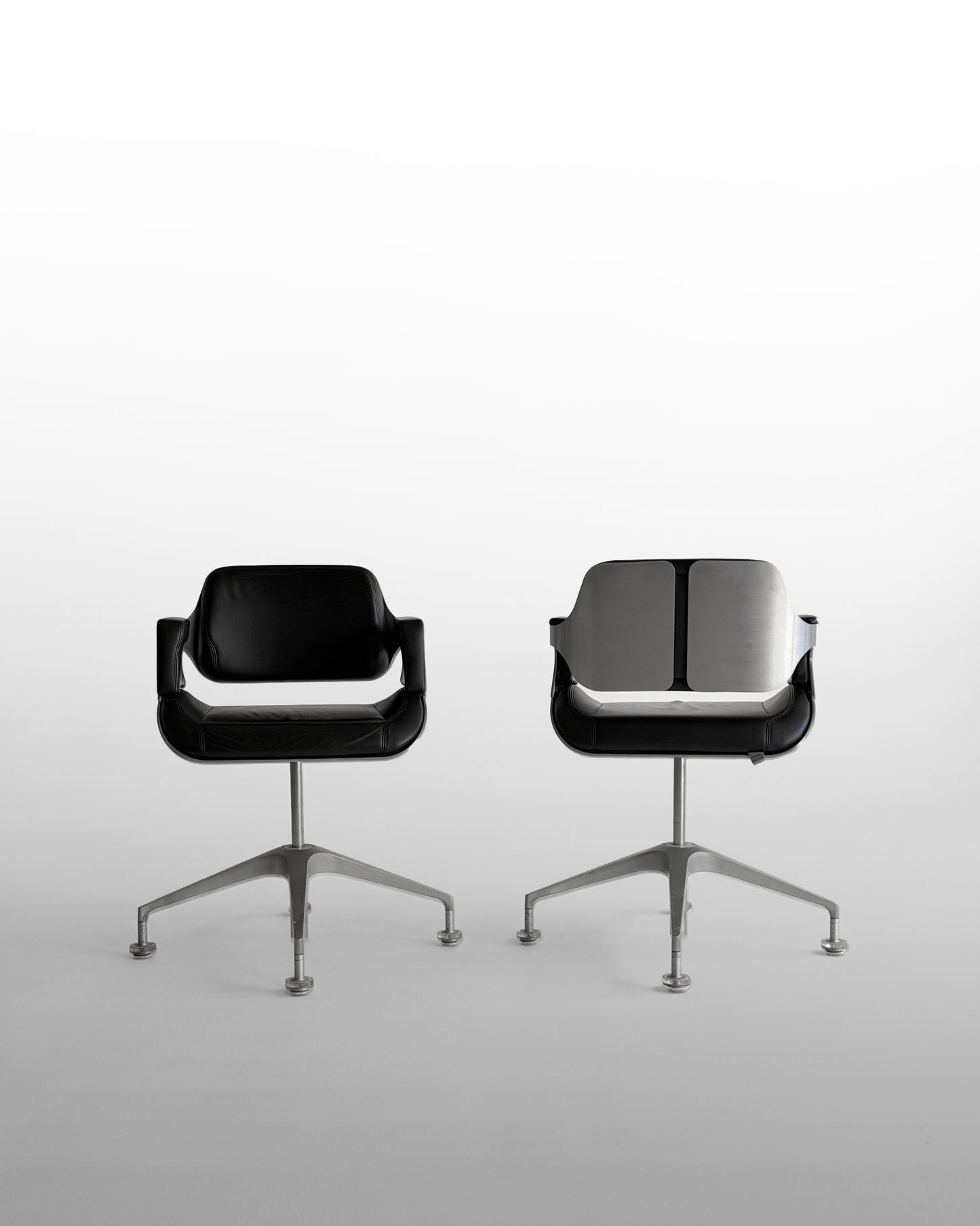 FAUTEUIL DE CONFÉRENCE SILVER PAR HADI TEHERANI POUR INTERSTUHL, 2000