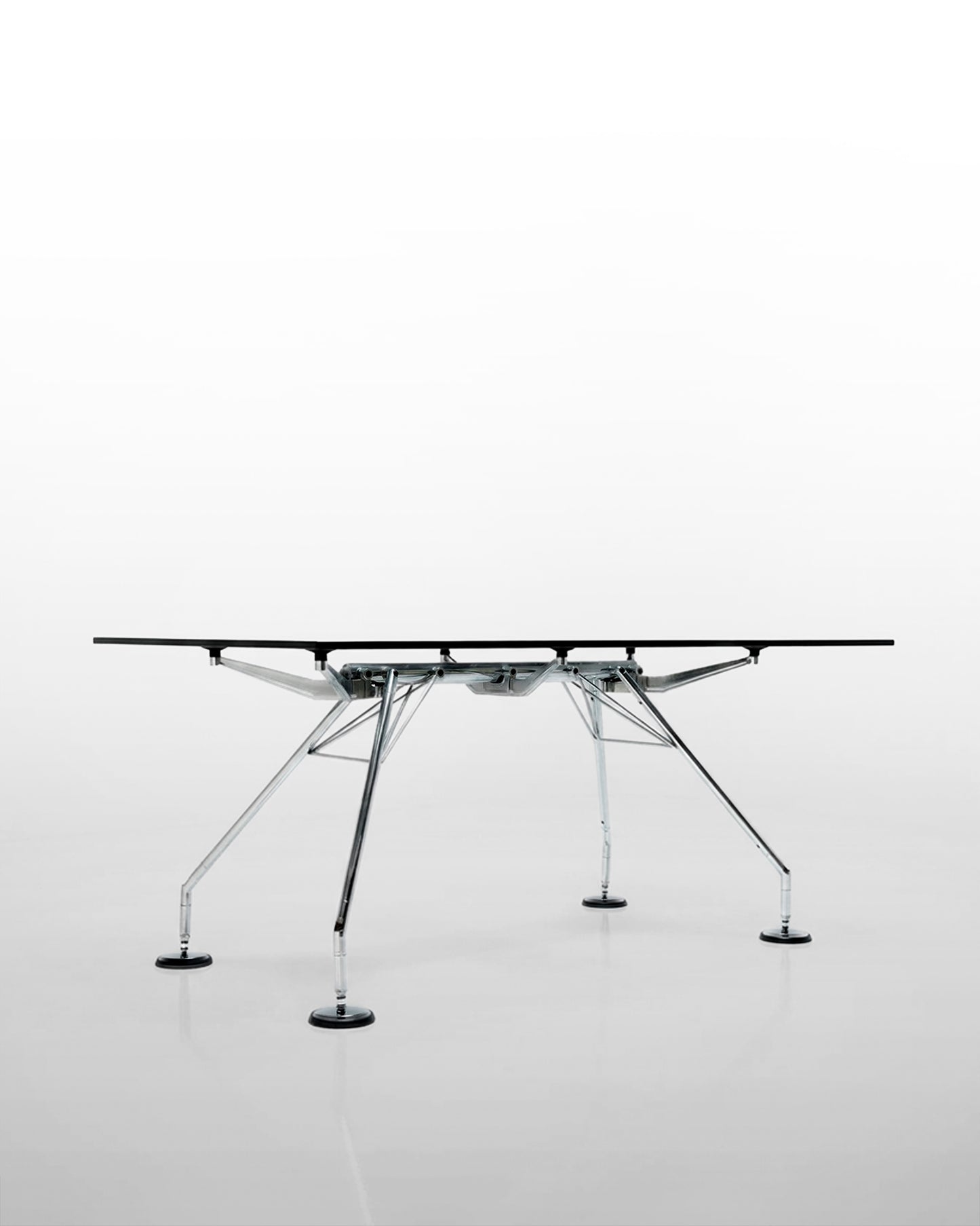 TABLE NOMOS BY NORMAN FOSTER FOR TECNO, 1986 - TAILLE MOYENNE