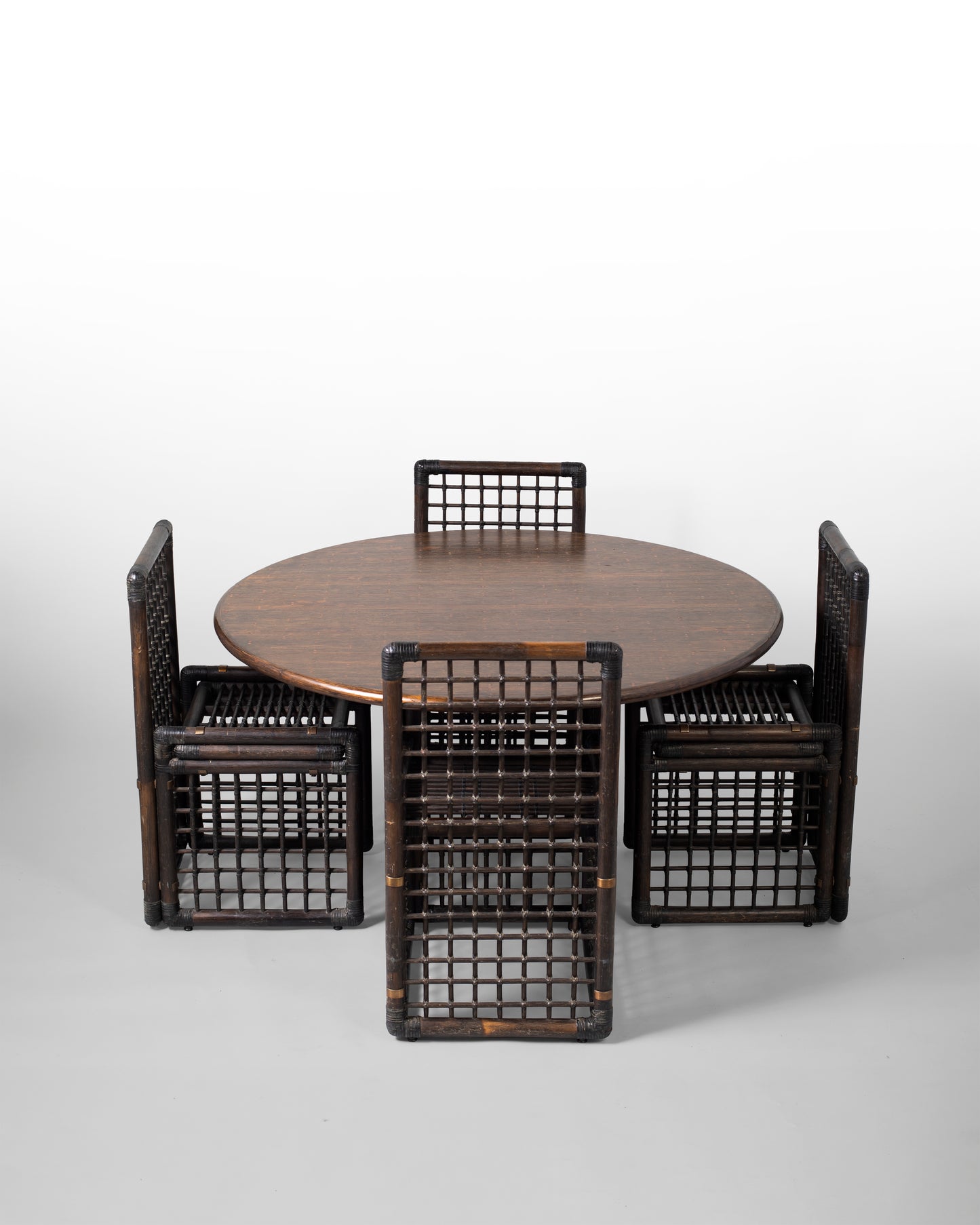 ENSEMBLE DE SALLE A MANGER BASILIAN 1, AFRA & TOBIA SCARPA, B&B ITALIA
