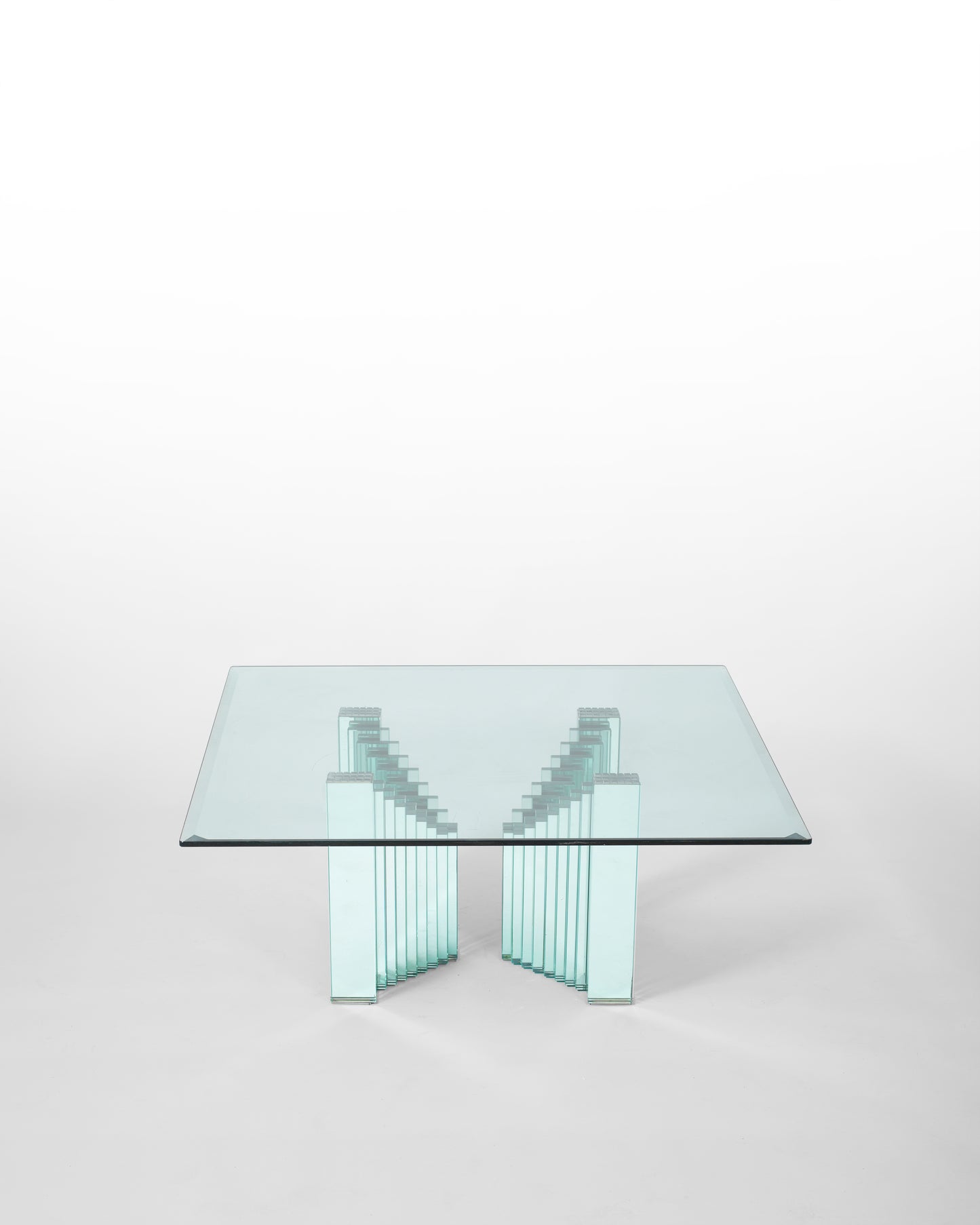 TABLE BASSE CARRE PAR LUIGI MASSONI, GALLOTTI & RADICE, 1980