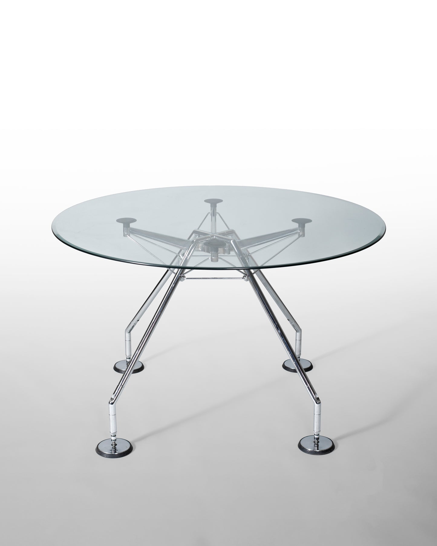 TABLE RONDE NOMOS TECNO, NORMAN FOSTER, 1986
