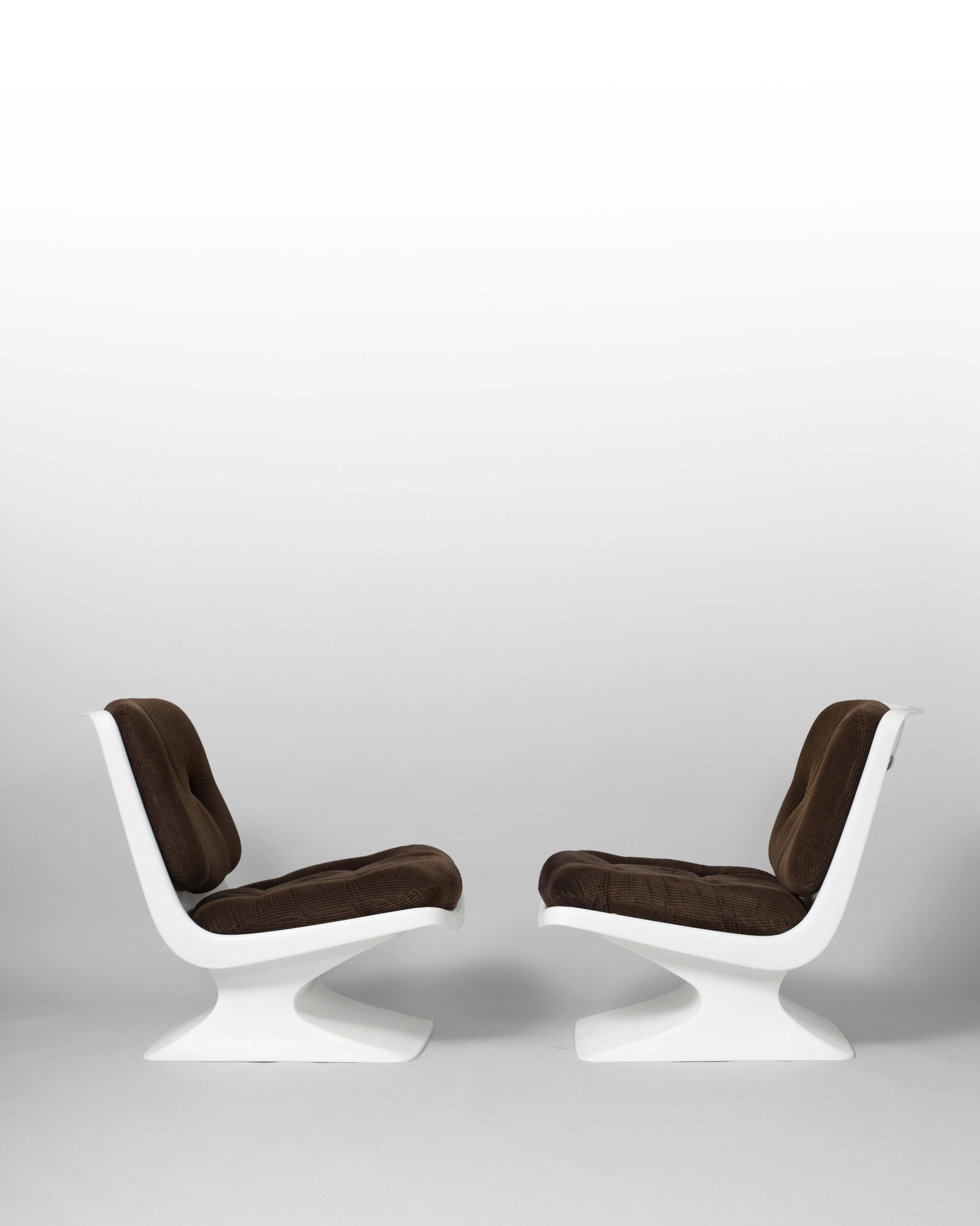 Fauteuil Albert Jacob – Grofillex, en PCV et velours côtelé marron, design iconique français des années 1970.