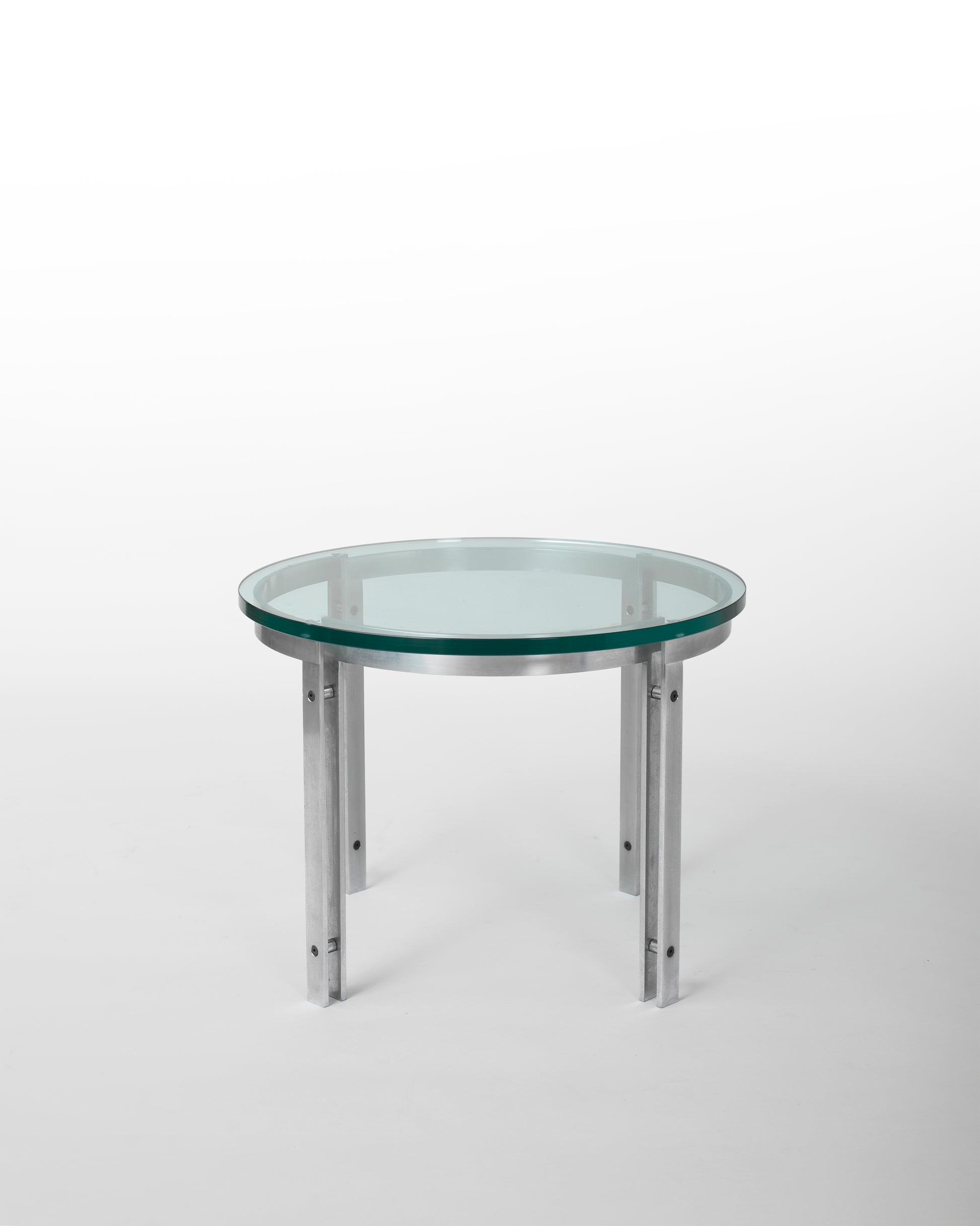 M1 Hank Kwint – Table d'appoint ronde vintage en verre et métal, éditée par Metaform. Design iconique des années 1980