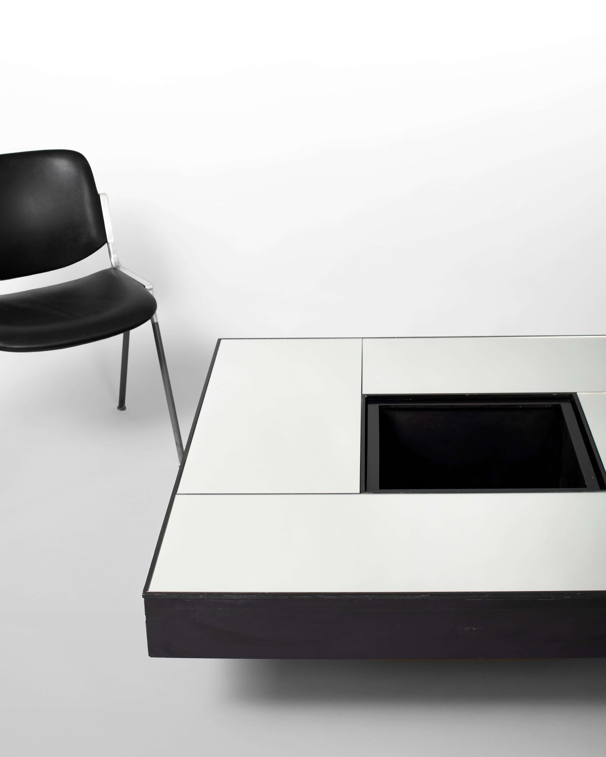 Table Basse Miroir Vintage – Desin Italien des années 1980.